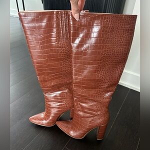 PrettyLittleThing Croc-Embossed Tall Pointed Toe Boots in Brown